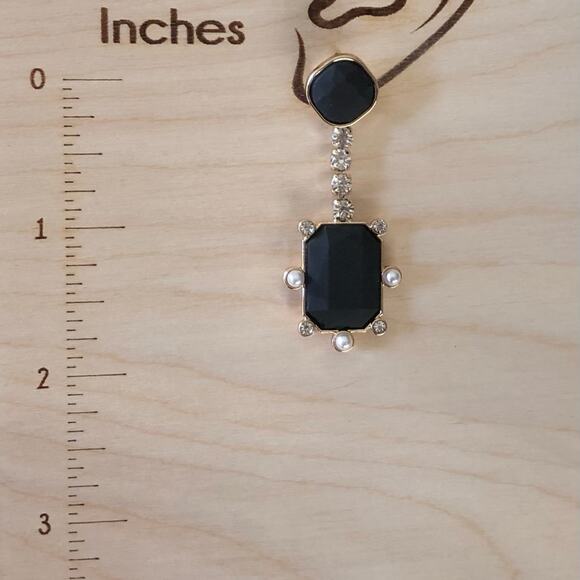 Isaac Mizrahi NWT Gold Plated Faux Pearl Shiny Stones Black Stones Earrings - Picture 9 of 10